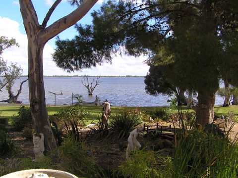 Barmera North Lake Caravan Park - Tourism Canberra 2