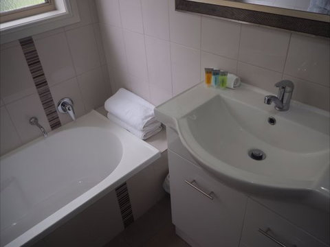 Bertha Street Serviced Apartments - Tourism Canberra 2