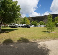 Bright Freeburgh Caravan Park - Tourism Canberra