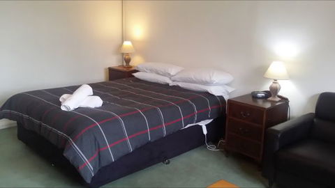 Cape Jervis Accommodation And Caravan Park - Tourism Canberra 5