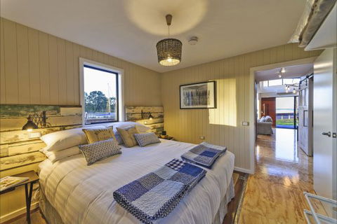 Coastal Pods Wynyard - Tourism Canberra 7