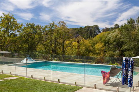 Flop House - Tourism Canberra 2