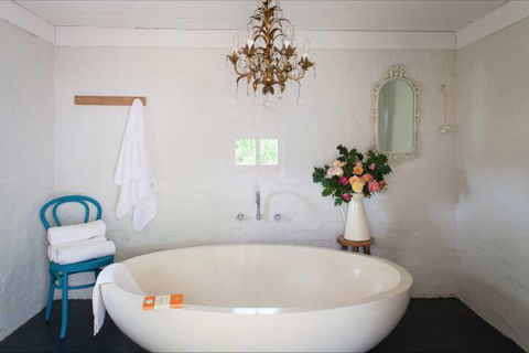 Flop House - Tourism Canberra 4