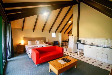 Hahndorf Motel - Tourism Canberra 1