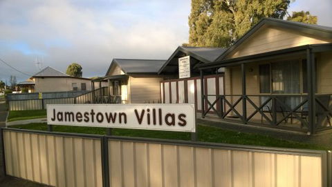 Jamestown Villas - Tourism Canberra 0