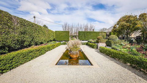 Kyneton Old Rectory - Tourism Canberra 1
