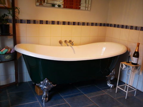La Perrie Chalet Bed And Breakfast - Tourism Canberra 3