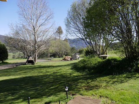 La Perrie Chalet Bed And Breakfast - Tourism Canberra 7