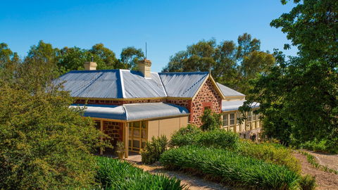 Red Gum Retreat - Tourism Canberra 0