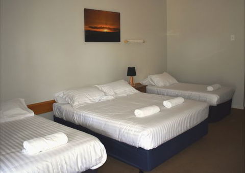 Port Albert Motel - Tourism Canberra 7
