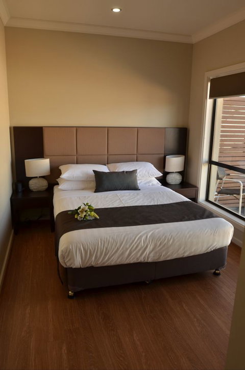 Renmark Holiday Apartments - Tourism Canberra 2