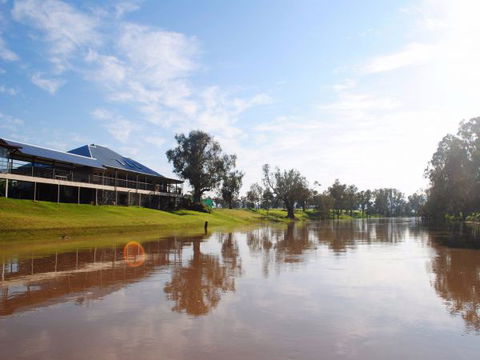Riverside Farm Retreat B And B - Tourism Canberra 5