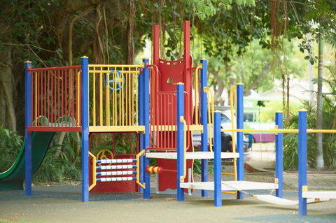 BIG 4 Rowes Bay Beachfront Holiday Park - Tourism Canberra 6