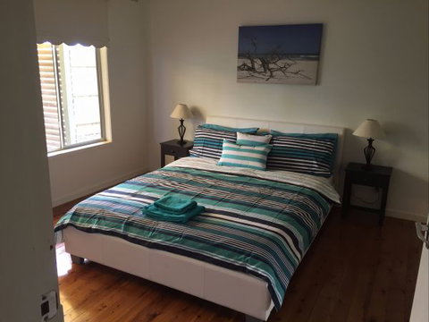 Royhaven Holiday Let - Tourism Canberra 0