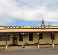 Royal Hotel Snake Valley - Tourism Canberra