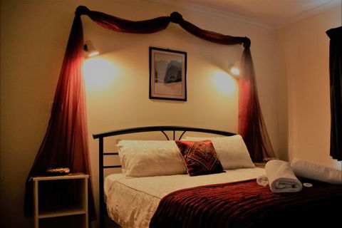 Sundial Holiday Apartments - Tourism Canberra 3