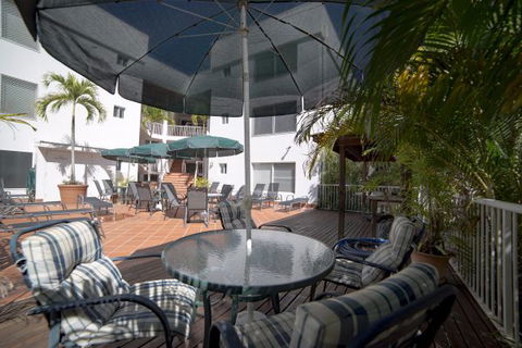 The Beach Terraces - Tourism Canberra 8