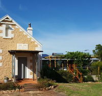 The Old Drik Drik Schoolhouse Retreat - Tourism Canberra