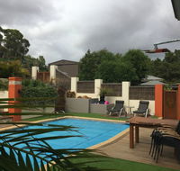 The Hideaway  Luxury Bed and Breakfast - Tourism Canberra
