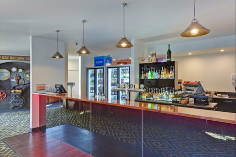 TownHouse Hotel Burnie - Tourism Canberra 1