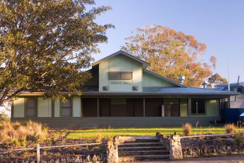 Urban Camp Melbourne - Tourism Canberra 0