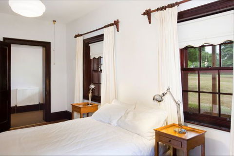 Vine Lodge Heritage Getaway - Tourism Canberra 4