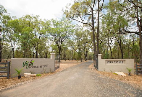 Vista Lodge Estate - Tourism Canberra 0