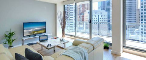Zara Tower Serviced Apartments - Tourism Canberra 0