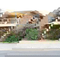 1/3 Strangways - Tourism Canberra