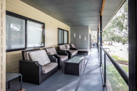 192 Page Drive Blanchetown -River Shack Rentals - Tourism Canberra 3