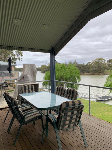 21 Old Murbko Road Morgan - River Shack Rentals - Tourism Canberra 0