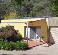 A Bach of Bright - Tourism Canberra