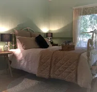 Telegraph Retreat Cottages - Tourism Canberra