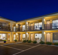 The Bay Motel - Safety Beach - Tourism Canberra