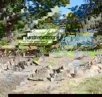 Adelong Golden Gully Caravan Park - Tourism Canberra