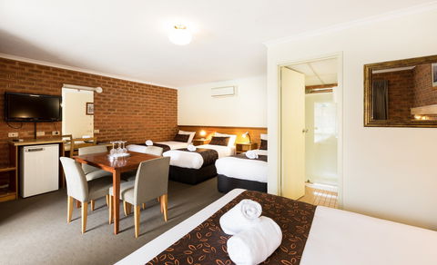 Advance Motel - Tourism Canberra 2