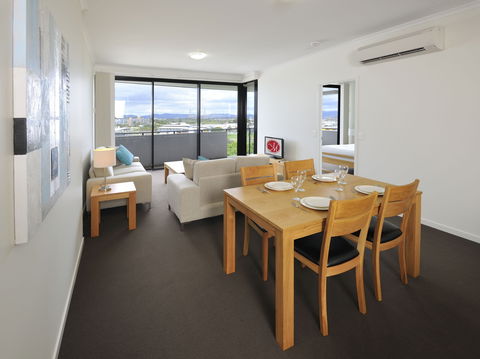 Apartments G60 Gladstone, Managed By Metro Hotels - Tourism Canberra 0
