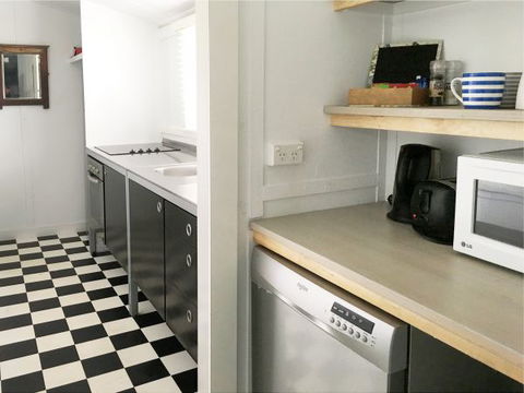 Atlantis Seafarers Cottage - Tourism Canberra 4