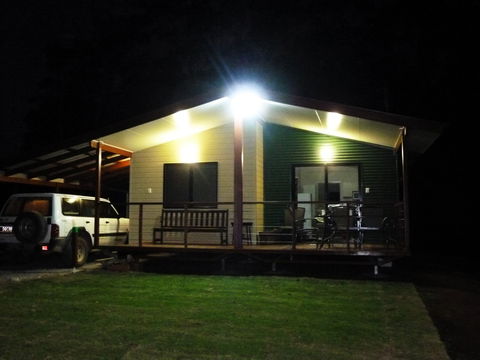 Bellthorpe Stays - Nature's Retreat - Tourism Canberra 2
