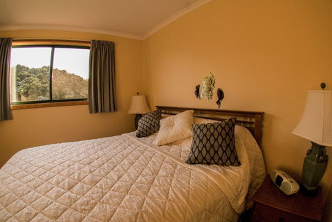 Burilda Waters - Tourism Canberra 1