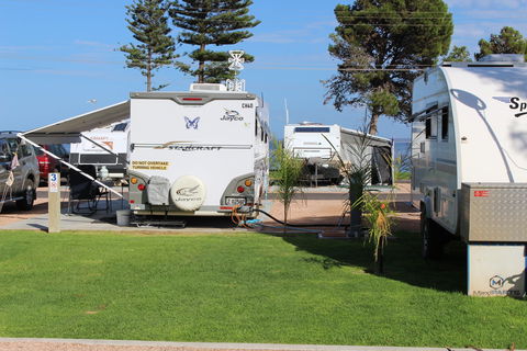 Ceduna Foreshore Caravan Park - Tourism Canberra 2