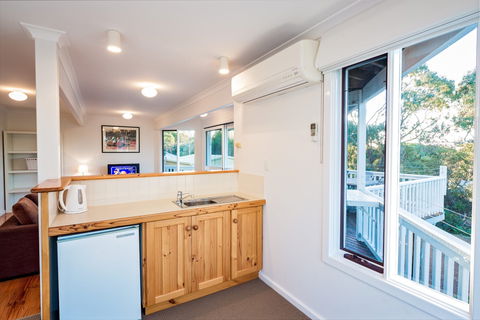 Eagle Heights - Tourism Canberra 6
