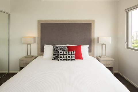 H20 Apartments - Tourism Canberra 7