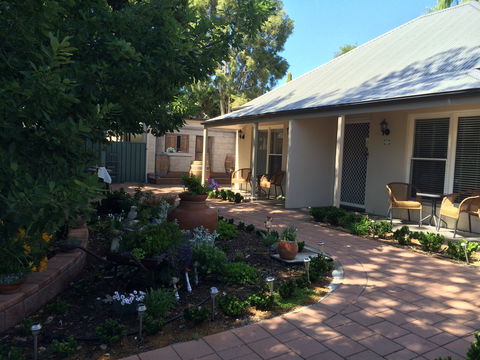 Hahndorf Oak Tree Cottages - Tourism Canberra 0