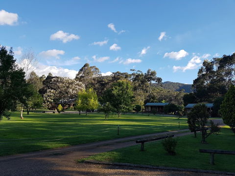 Harrietville Cabins And Caravan Park - Tourism Canberra 4