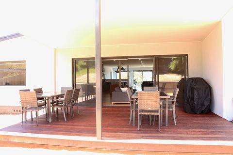 Kingfisher Retreat At Eden Cove - Tourism Canberra 8