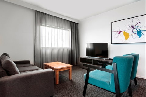 Mercure Sunshine Coast Kawana Waters - Tourism Canberra 3