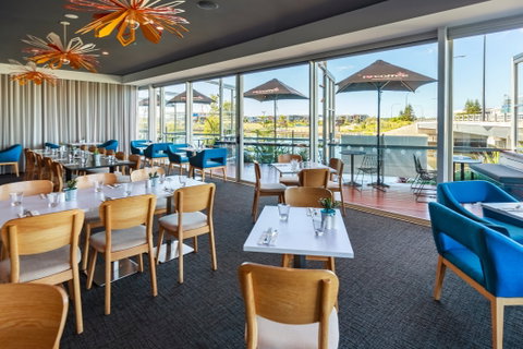 Mercure Sunshine Coast Kawana Waters - Tourism Canberra 7