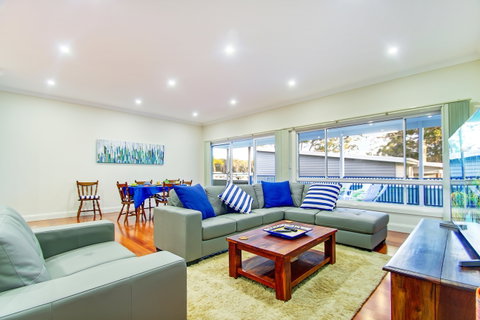 PJ's Hideaway - Tourism Canberra 1