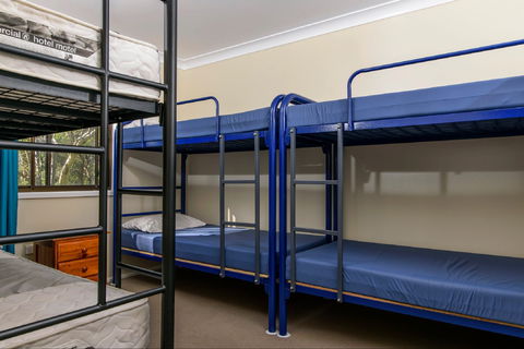 Point Wolstoncroft Sport And Recreation Centre - Tourism Canberra 2